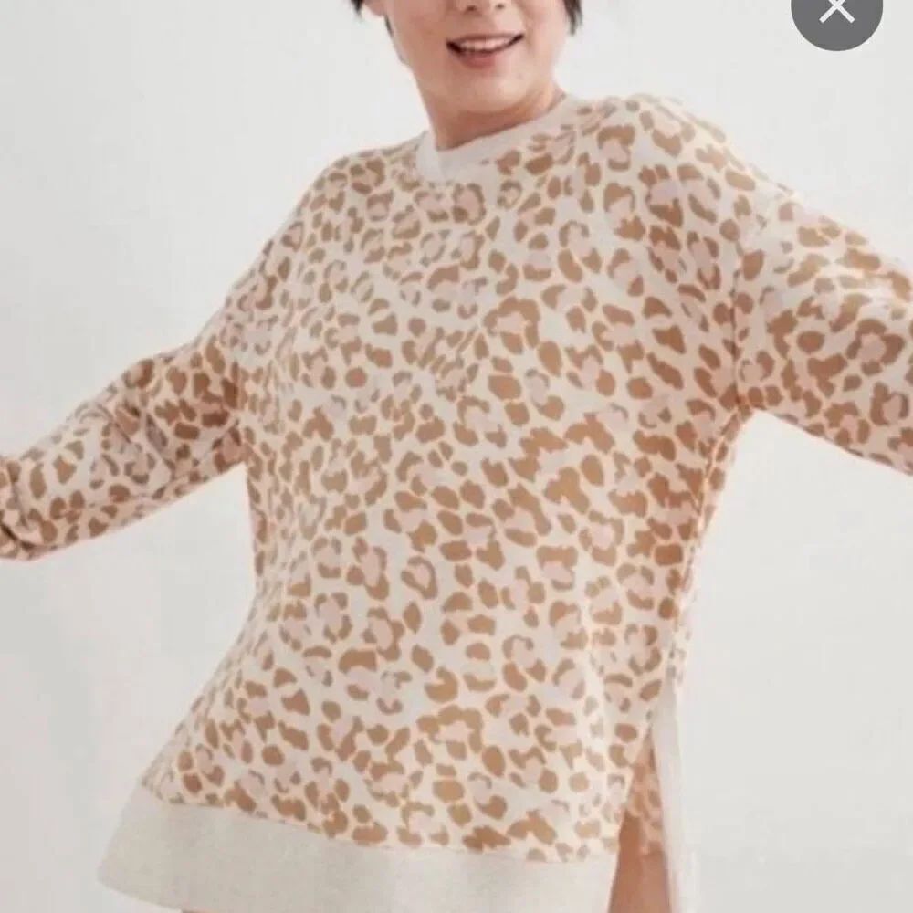 Aerie leopard oversized cozy sweater size xs